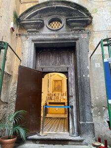 chiesa-di-santa-lucianella-a-napoli
