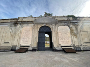 cimitero-366-fosse-napoli-ph-rosy-guastafierro